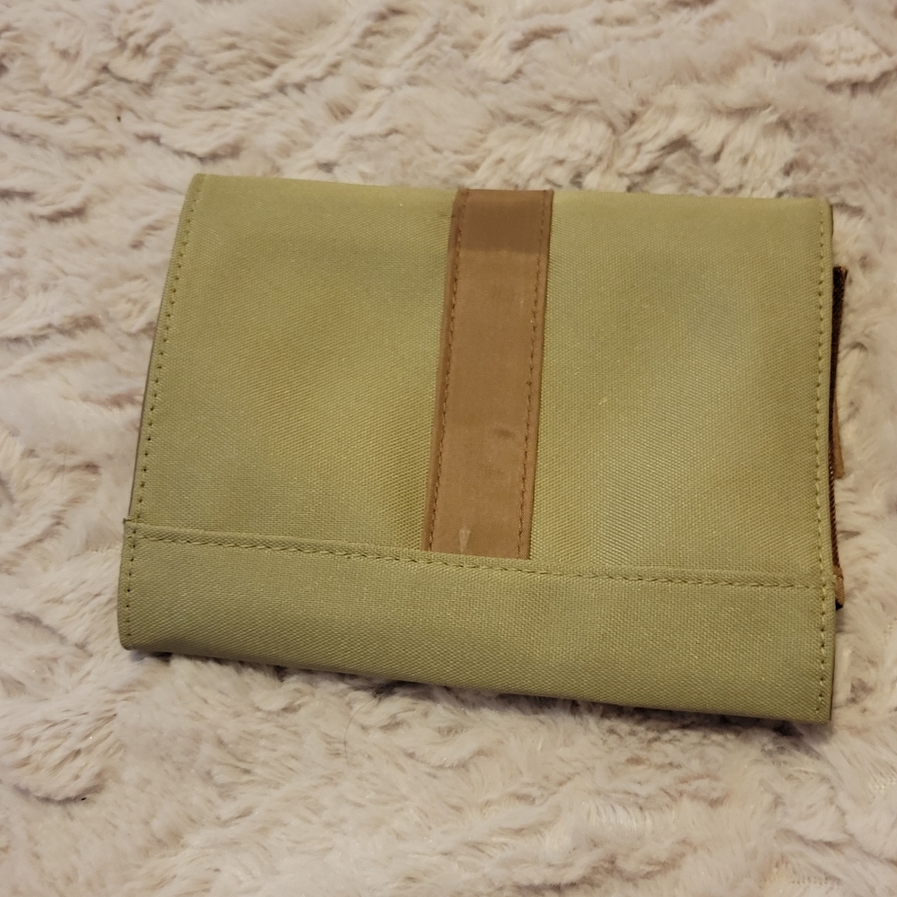 Wallet - Picture 2 of 6